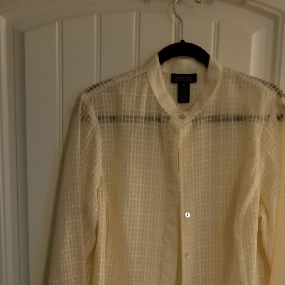 New Jones New York shirt in ivory